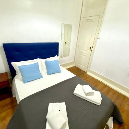 Relax Chiado 3 - Cute Little Double Room With Shared Bathroom Lisbon Exterior photo