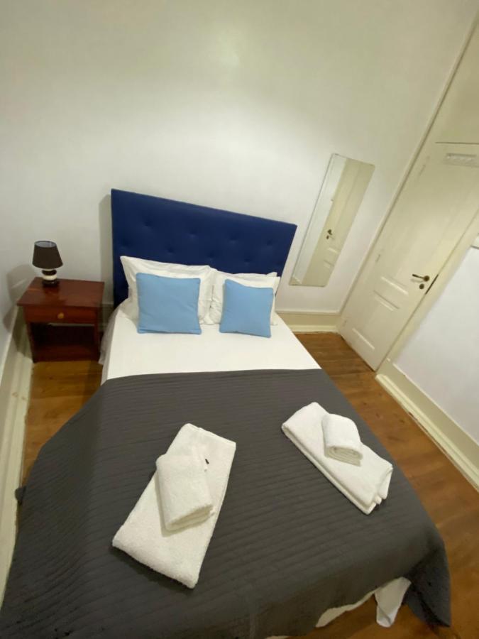 Relax Chiado 3 - Cute Little Double Room With Shared Bathroom Lisbon Exterior photo