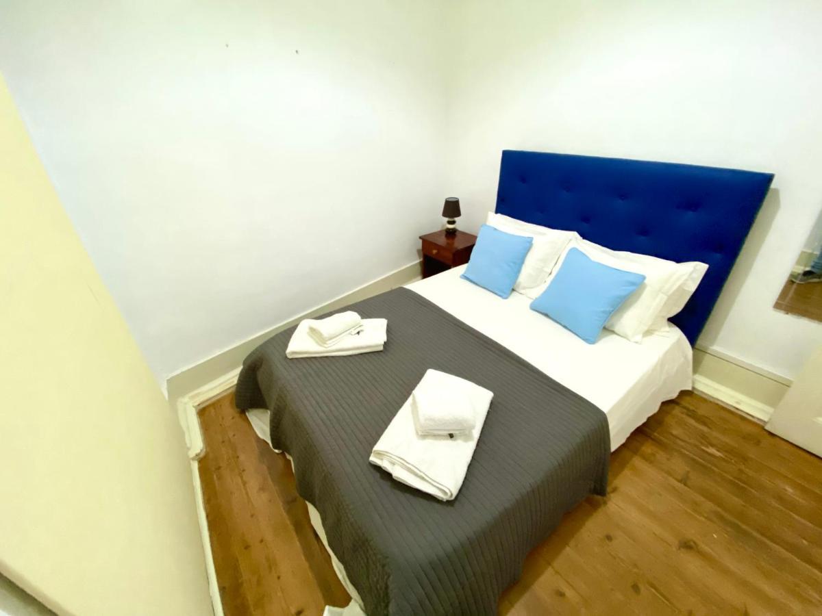 Relax Chiado 3 - Cute Little Double Room With Shared Bathroom Lisbon Exterior photo